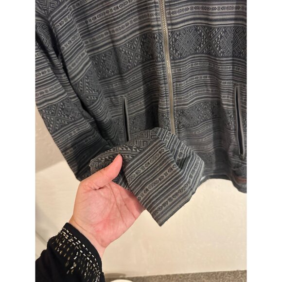 Sherpa Adventure Gear Namgyal Wool Hoodie Sweater Jacket - Picture 3 of 12